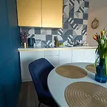 Royal Blue Place Cracow Апартаменты
